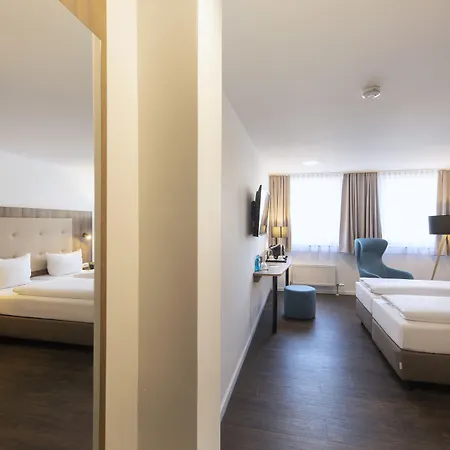 Hotel Achat Zuffenhausen 3*