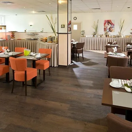 Hotel Achat Zuffenhausen 3*