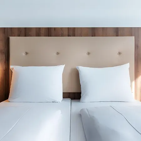 Achat Zuffenhausen Hotell 3*