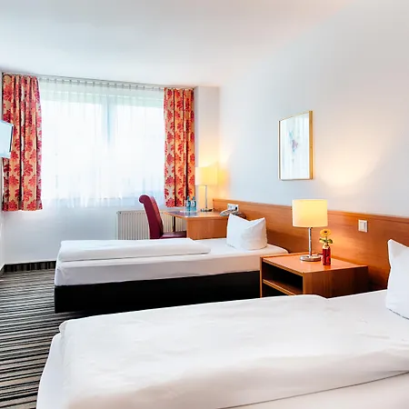 Achat Zuffenhausen Hotell 3*