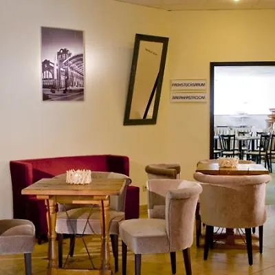 Hotell Achat Zuffenhausen 3*