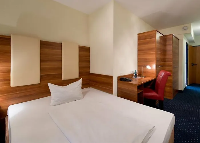 Achat Zuffenhausen 3*