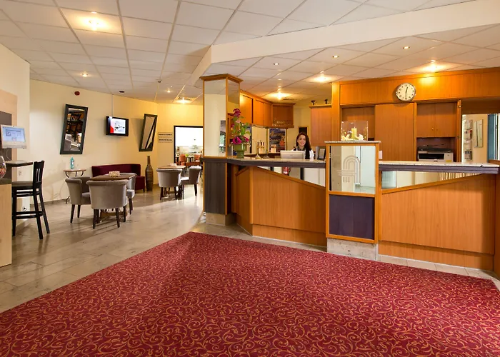 Hotel Achat Zuffenhausen 3*